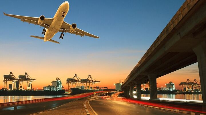 Amman Airport Private Arrival Transfer with Onboard Wi-Fi