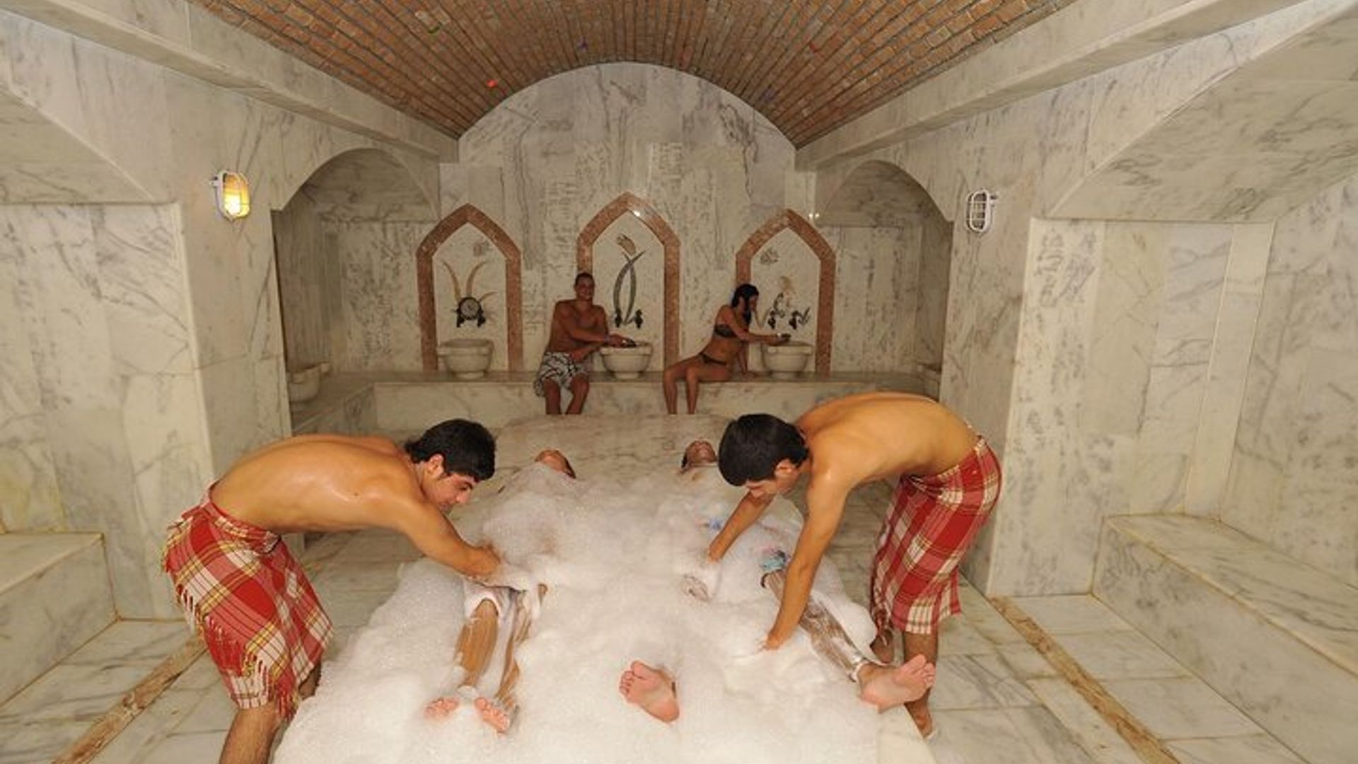 Side Turkish Bath with Full Body Aloe Vera Massage & Transfer