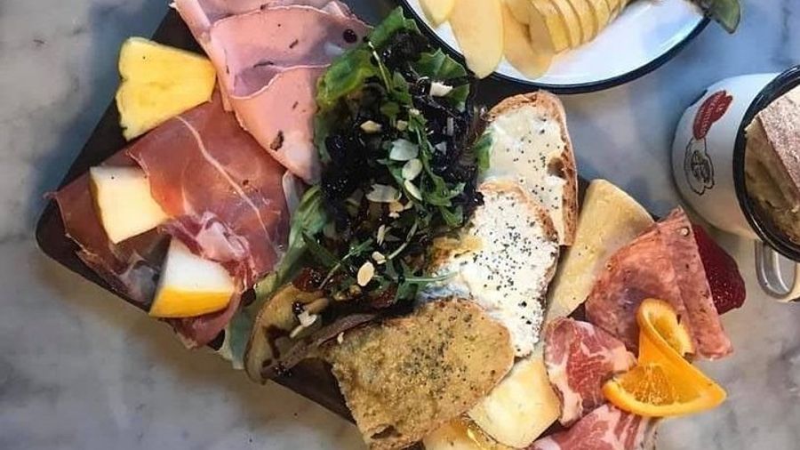 Milan Gourmet Tour: A Premium Tasting Experience by Do Eat Better