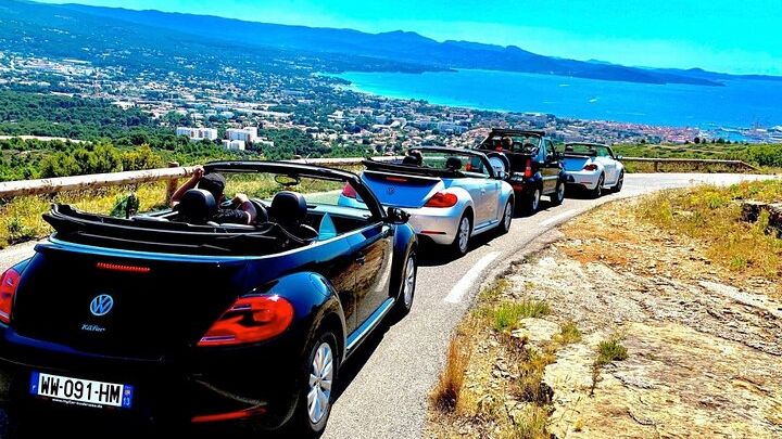 Drive by cabriolet from Marseille cruise port to cassis
