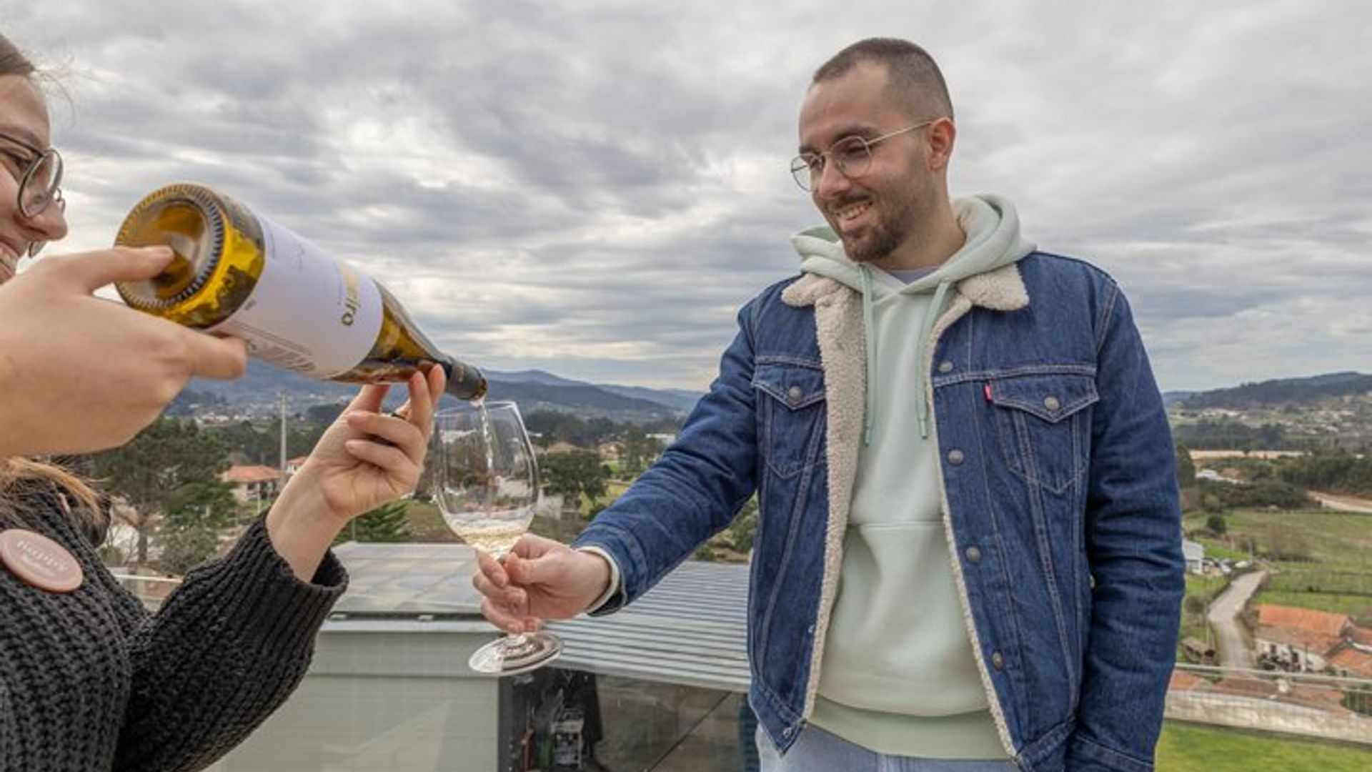 Visite privée du vin vert: Visite de 2 domaines viticoles avec déjeuner inclus