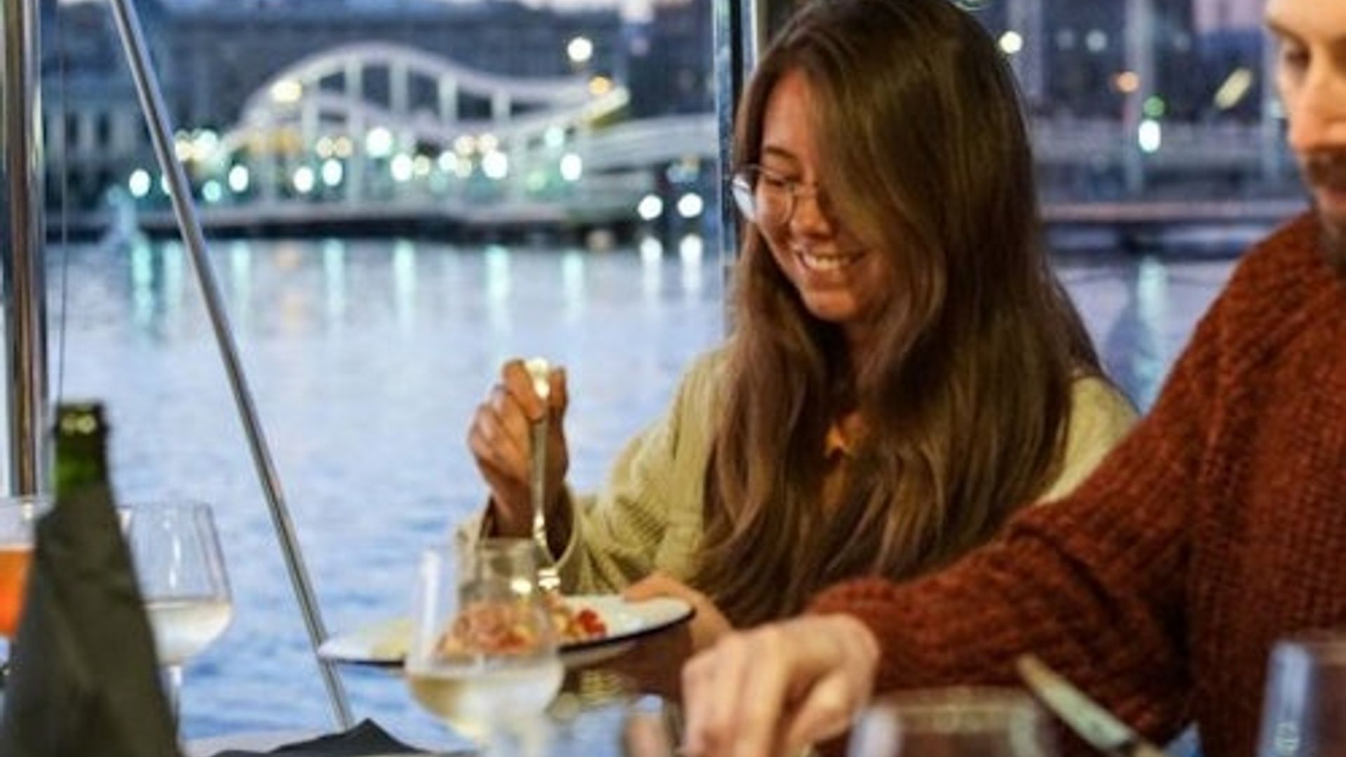 Barcelona: Small-Group Sunset Catamaran Dinner Tour