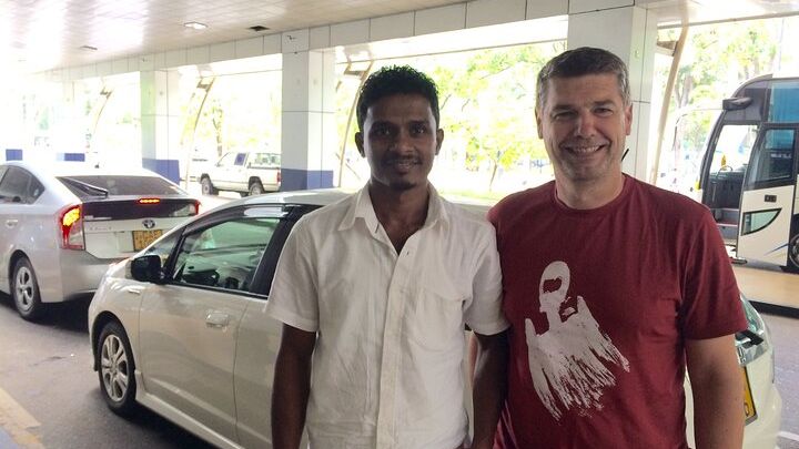 Efficient Airport Taxi: Colombo Airport to City Transfer, Safe & Comfortabe Ride