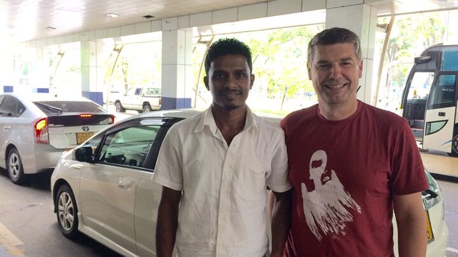 Efficient Airport Taxi: Colombo Airport to City Transfer, Safe & Comfortabe Ride