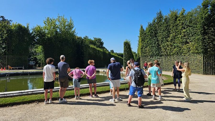 Versailles Golfcart & Bike Guided Tour: Gardens Hamlet Fountains