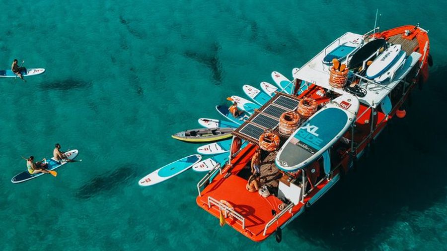 Ibiza: All-Inclusive Boat Trip with Drinks and Snorkeling