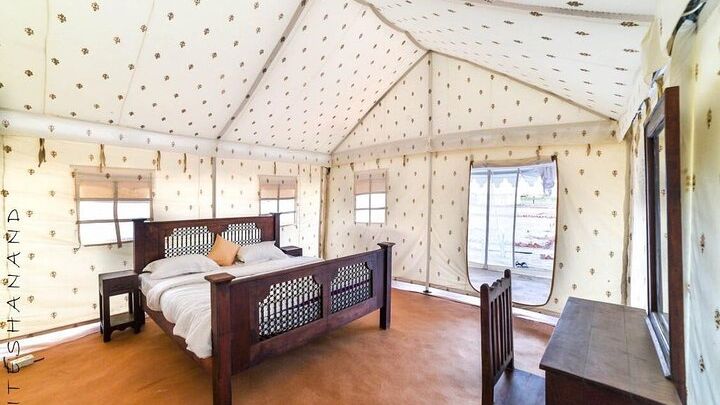 Jaisalmer Luxury Overnight Safari