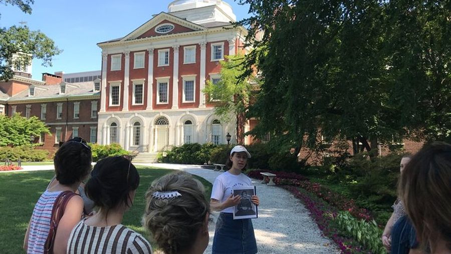 Philadelphia Badass Women's History Walking Tour