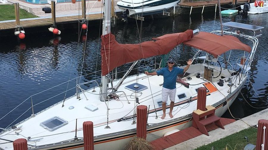 Fort Lauderdale Small-Group Sailing Experience