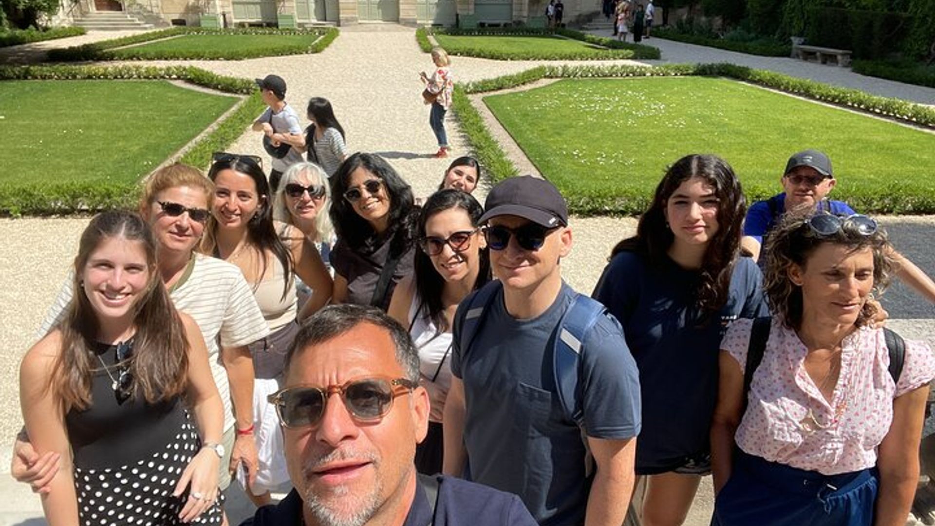 Paris Le Marais Half-Day Food Tasting Walking Tour