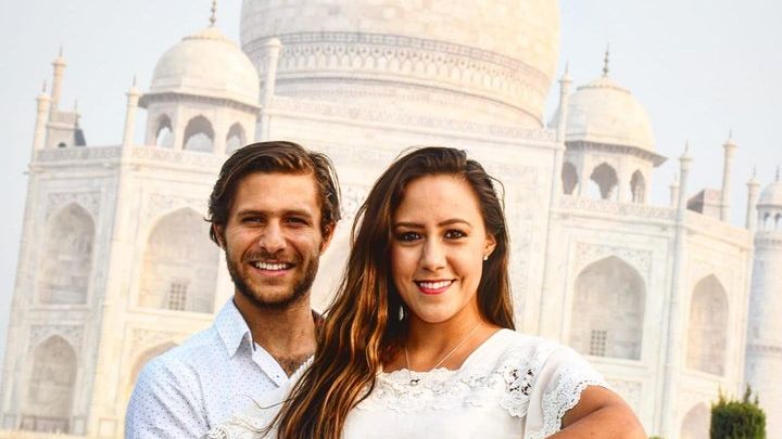 Delhi to Agra Private Day Tour with Taj Mahal and Agra Fort