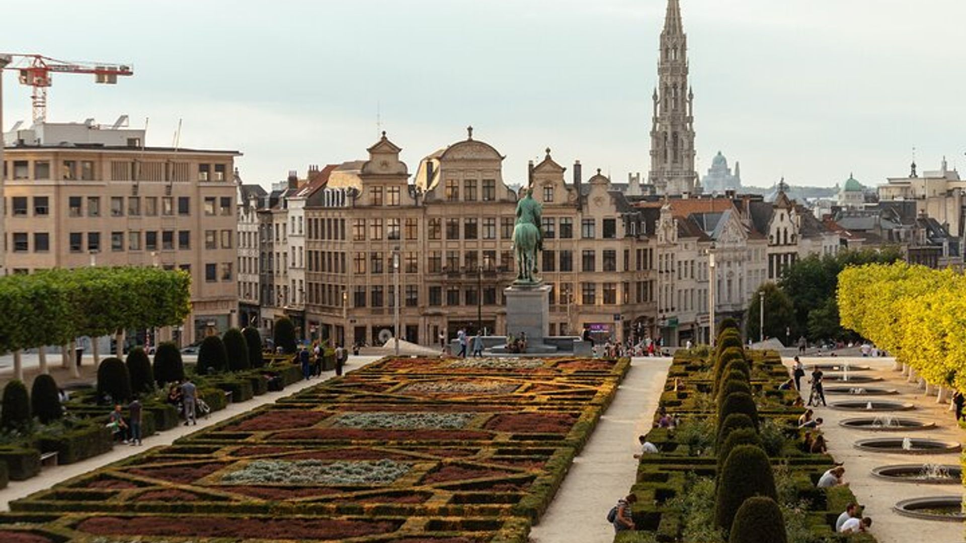 Brussels Private Custom Highlights & Hidden Gems Walking Tour