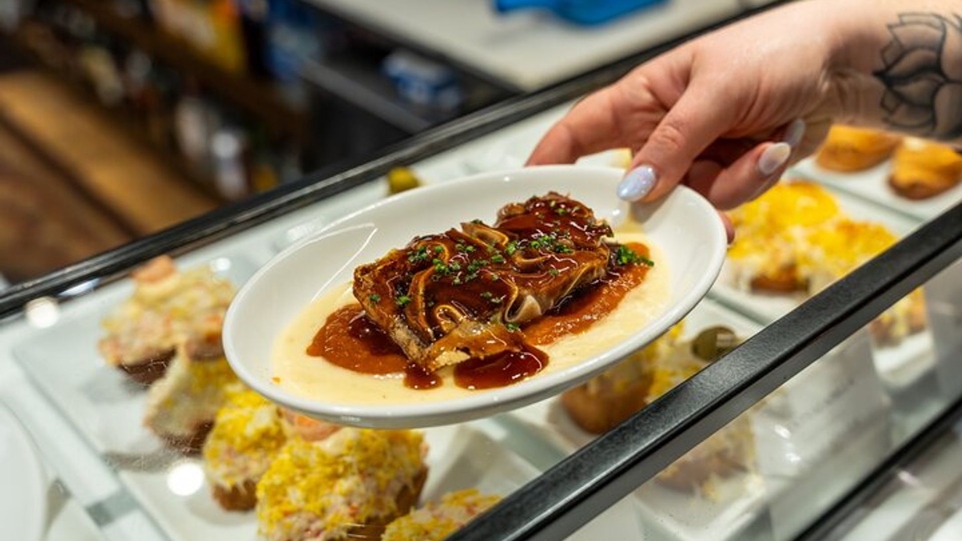 San Sebastian Food Tour: Pintxos, Getränke und Tapas mit einem Einheimischen