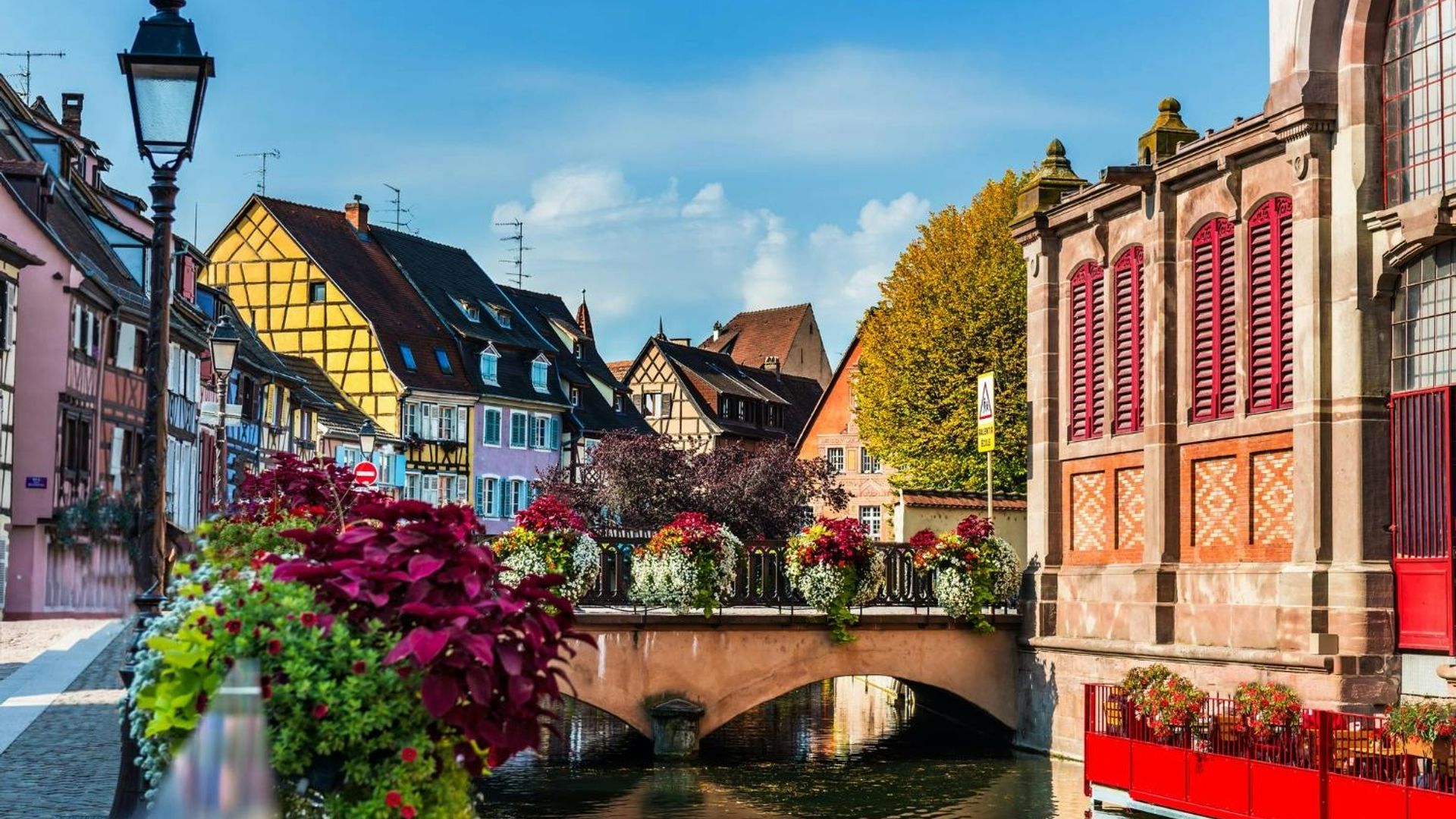 60 minutes walking tour in Colmar with a Local