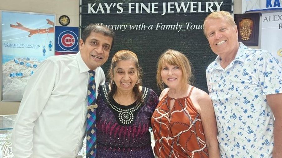 Champagne and Diamond Shopping Experience in St Maarten