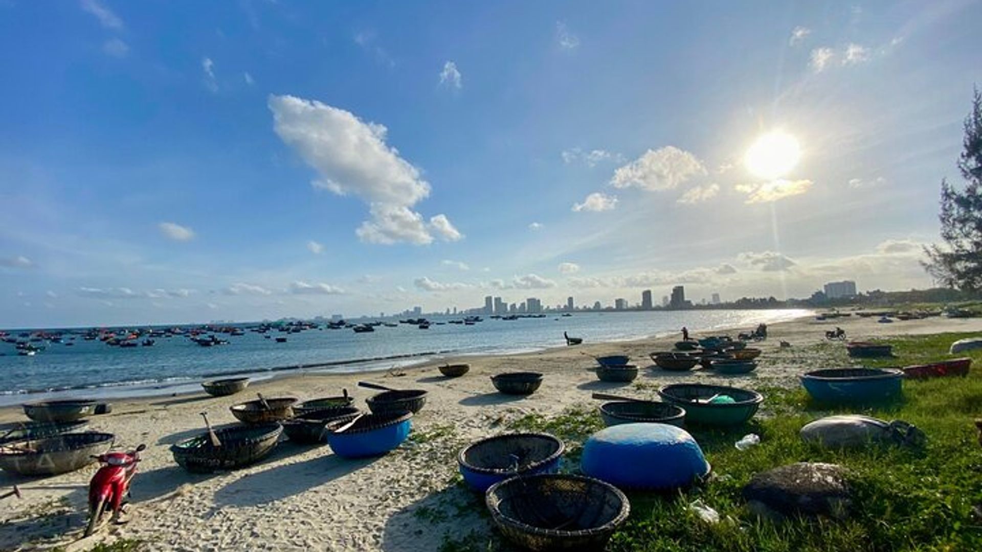Da Nang Private Full-Day Snorkel and Speedboat Adventure