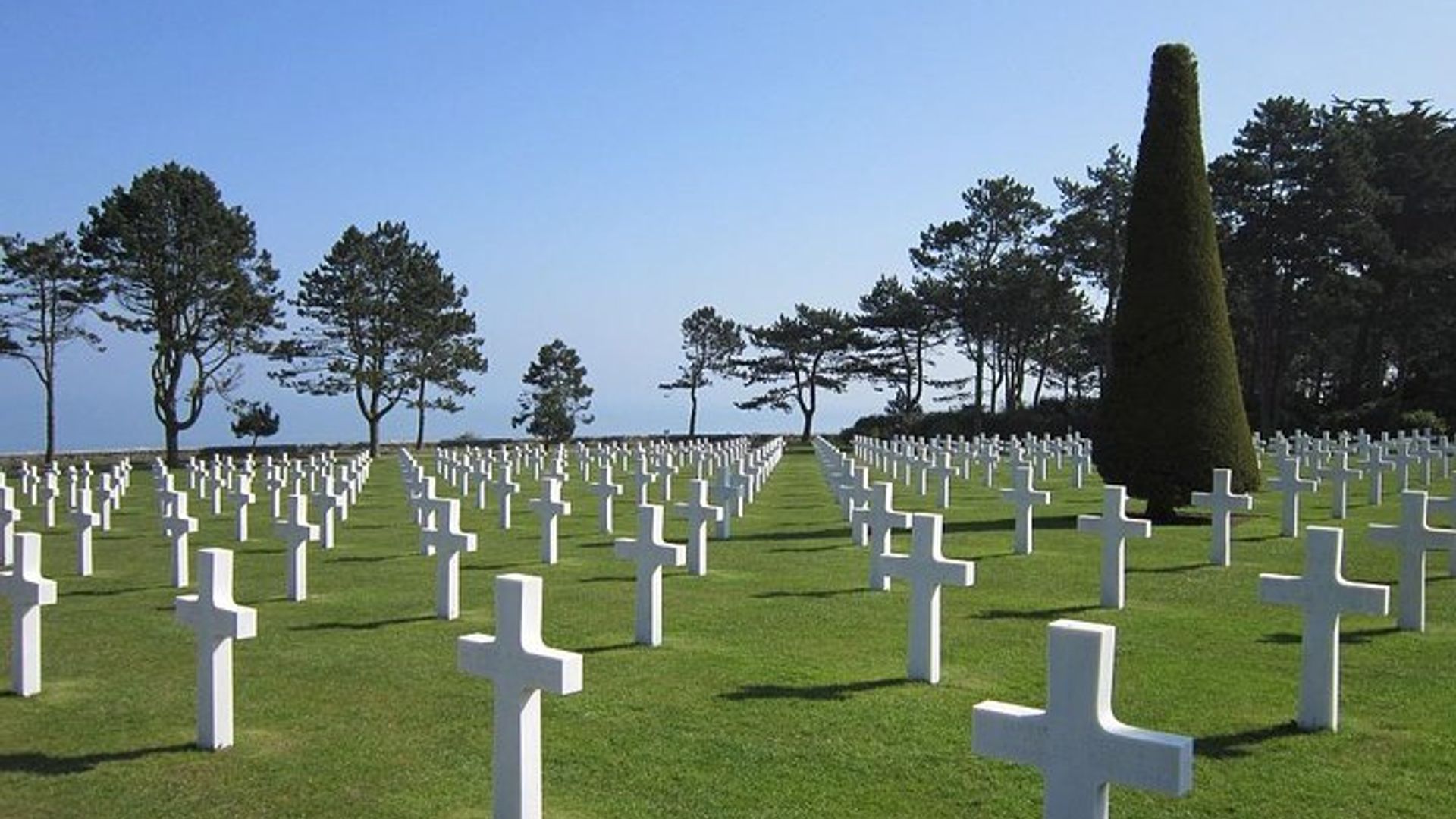 OMAHA BEACH with MERCEDES V CLASS to MEMORIAL D DAY from Paris