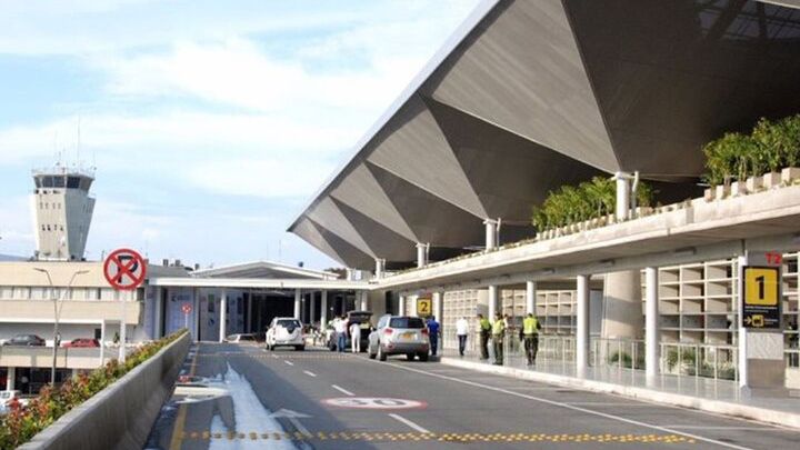 Cali Private Arrival or Departure Airport Transfer