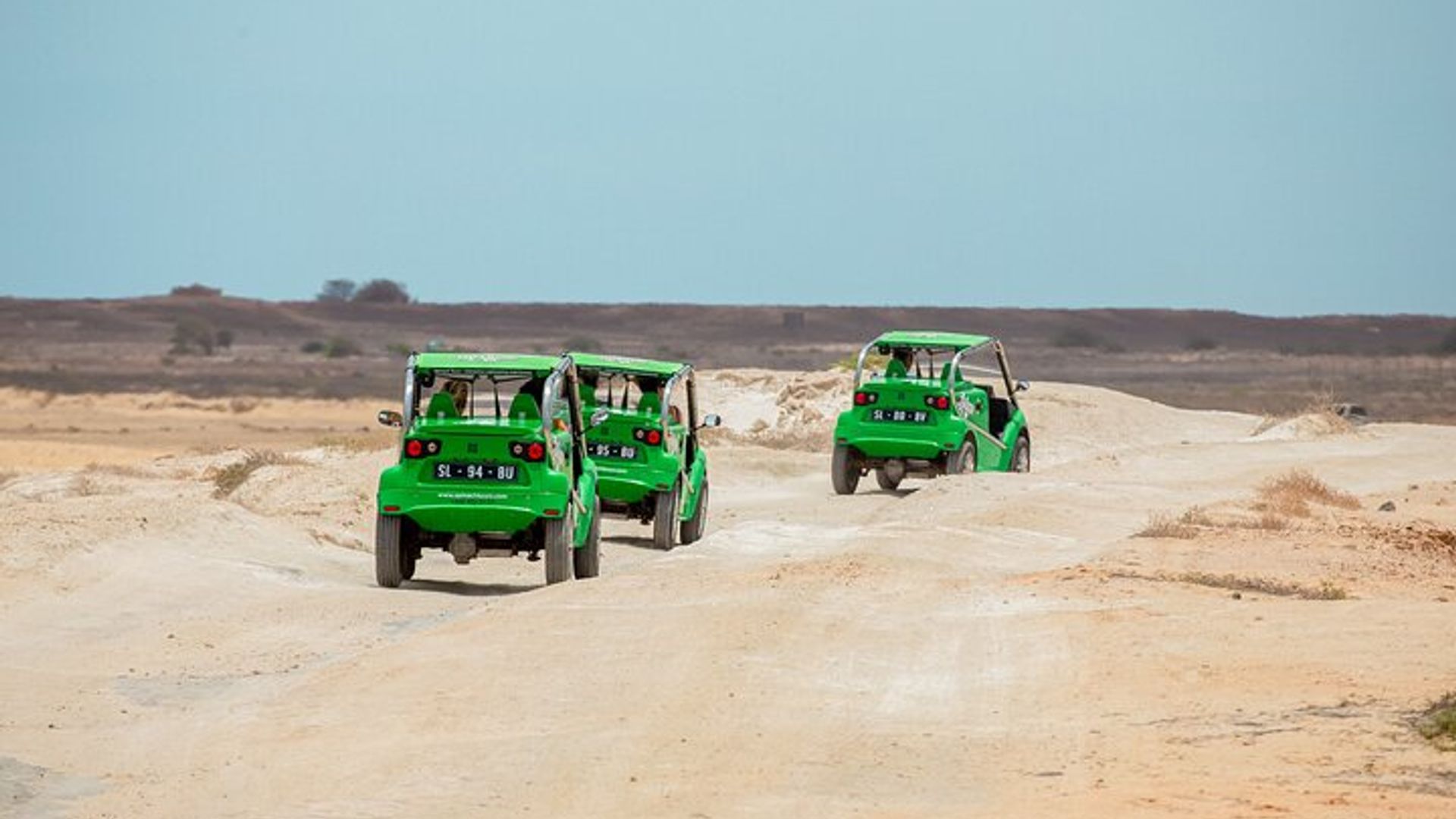 2 a 6 horas en coche eléctrico en Santa María