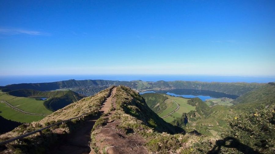 Ponta Delgada Private Half-Day Sete Cidades 4WD Tour