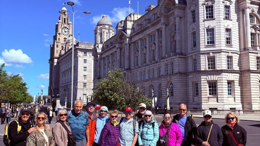Liverpool Daily Walking Tour with a Local