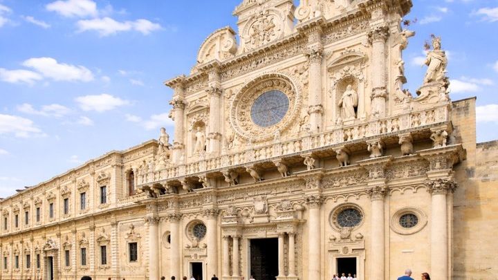 Lecce Private Customized Walking Tour With Local Guide
