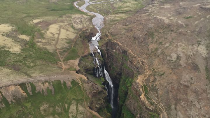 Waterfalls & Valleys