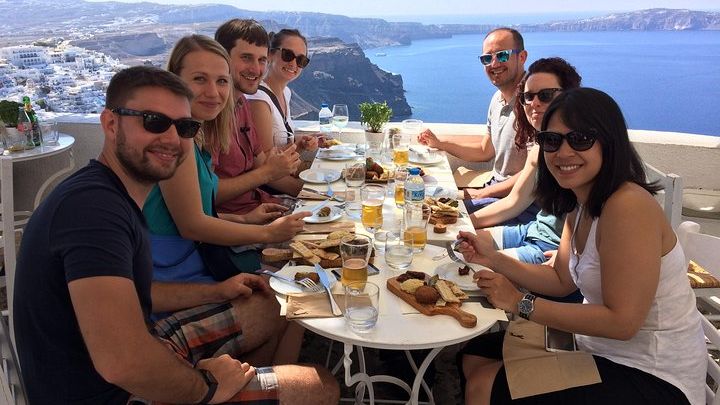 Santorini: Half-Day, Small-Group Food and Walking Tour