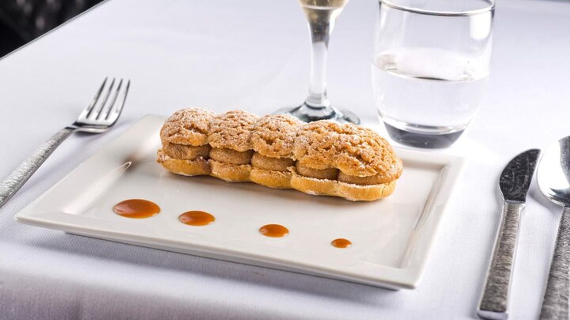 Paris: Seine River Cruise with Optional Lunch or Dinner