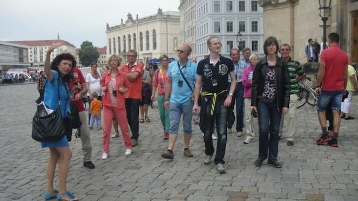 Dresden walking tour with New Green Vault and Semper Opera visit