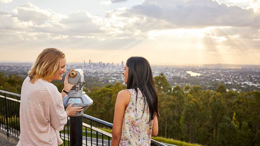 Boutique Brisbane Small-Group Bus Tour with Morning Tea