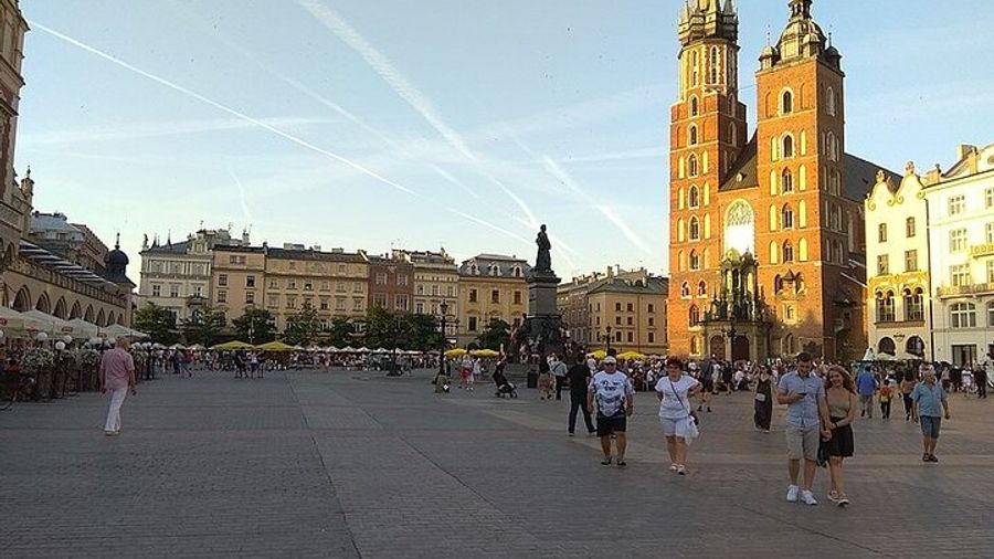 Historic Krakow : Old Town & Wawel Castle Walking tour