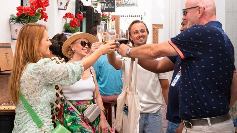 Marbella: Old Town Small-Group Tapas Food Tour