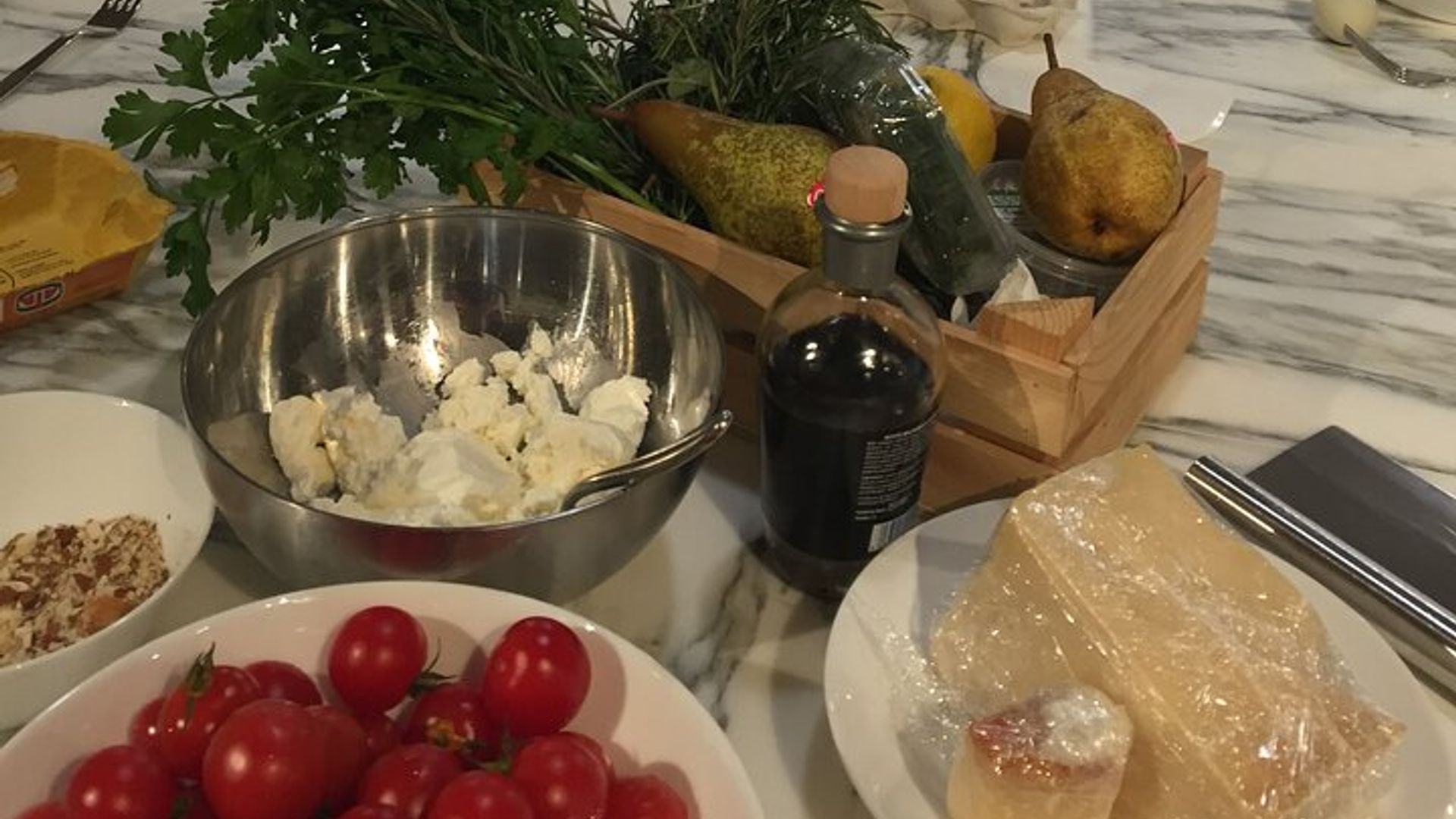 Florence Market Visit and Food Tour with Pasta Making Class