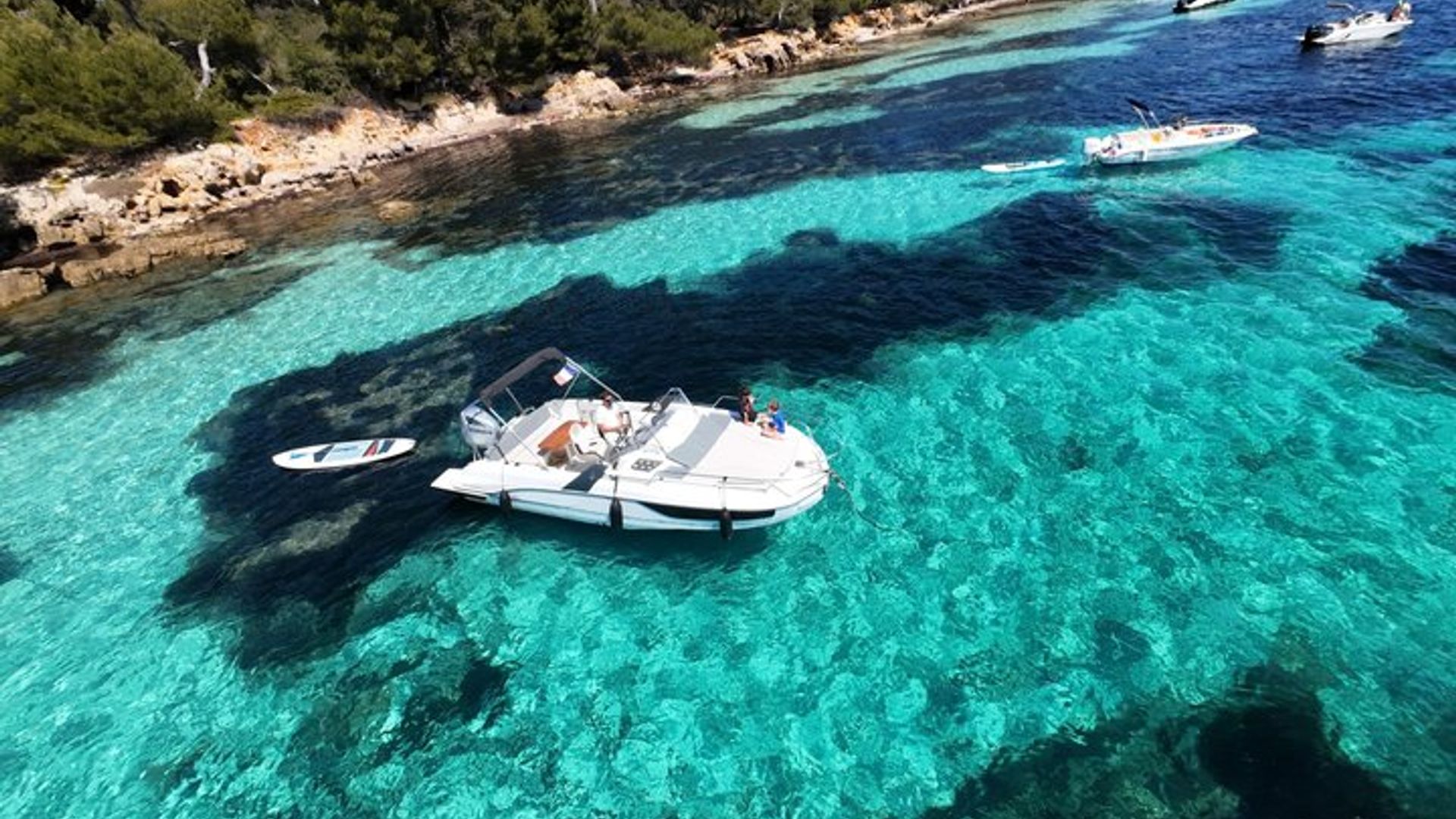 Entdecken Sie die Lérins-Inseln und die Bucht von Cannes mit einem privaten Boot