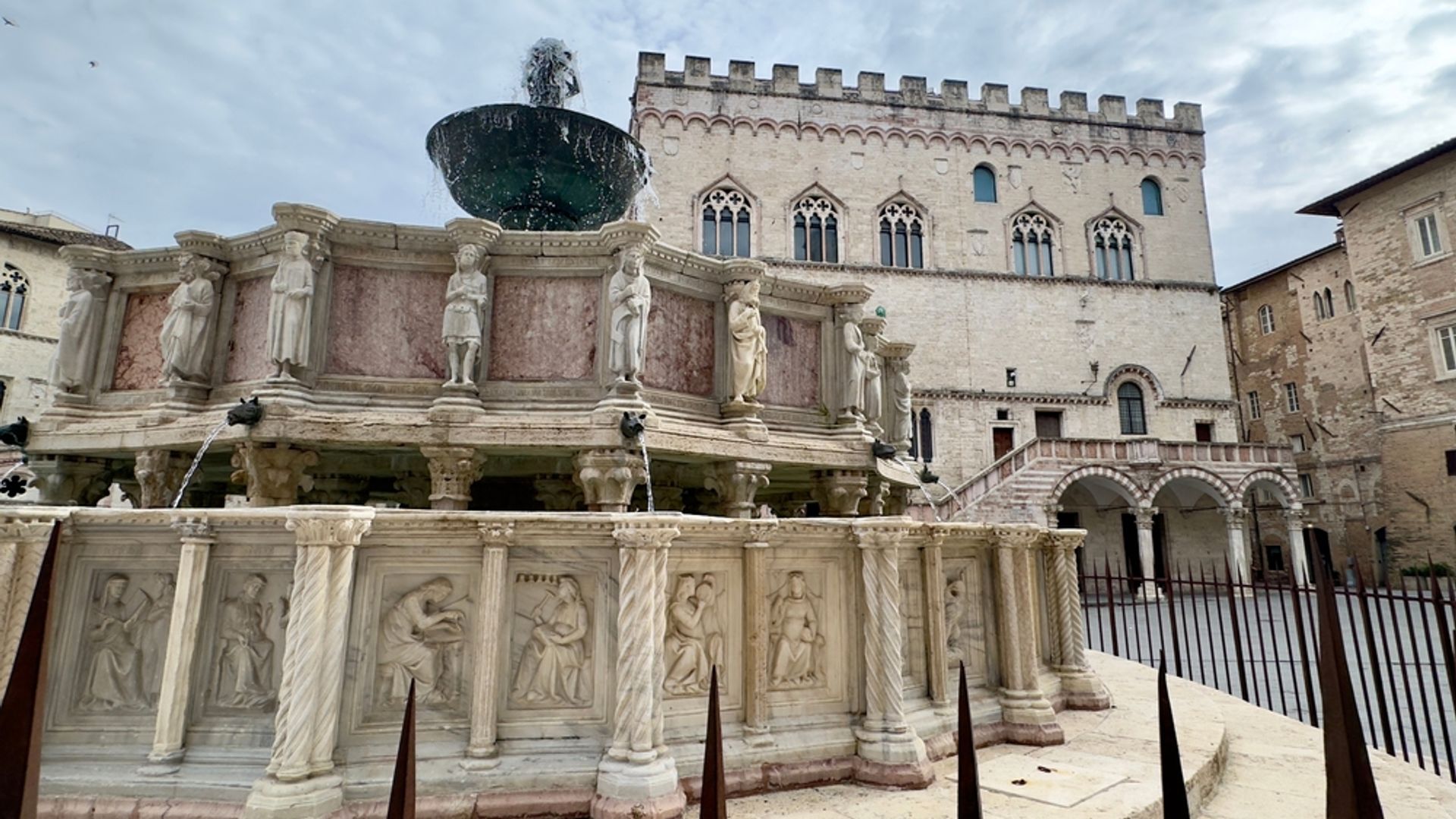 Full-Day Perugia and Assisi Tour: Exploring the Heart of Umbria with Optional Chocolate Tasting