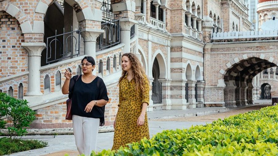 Highlights & Hidden Gems With Local Kuala Lumpur Private Tour