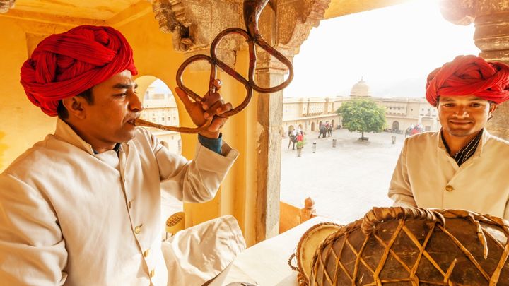 7-Days tour of Delhi,Jaipur,Agra & Varanasi Includes Hotel ,Vehicle and train tickets