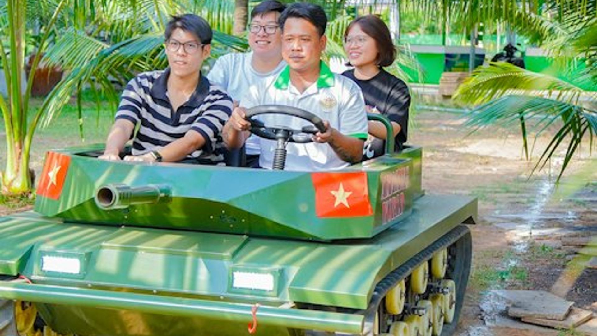 Parc d'attractions Suoi Tien : billet combiné « Aventure »
