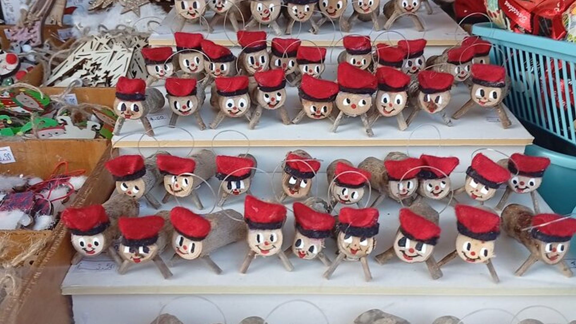 Barcelona at Christmas: Lights, Food & Markets Private Tour