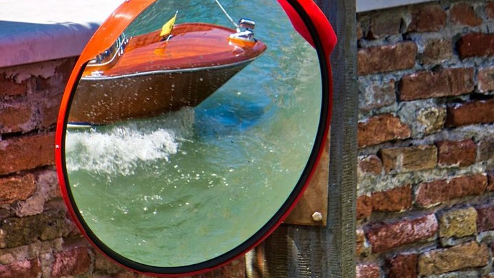 Venice: Private Water Taxi and Hidden Venice Walking Tour