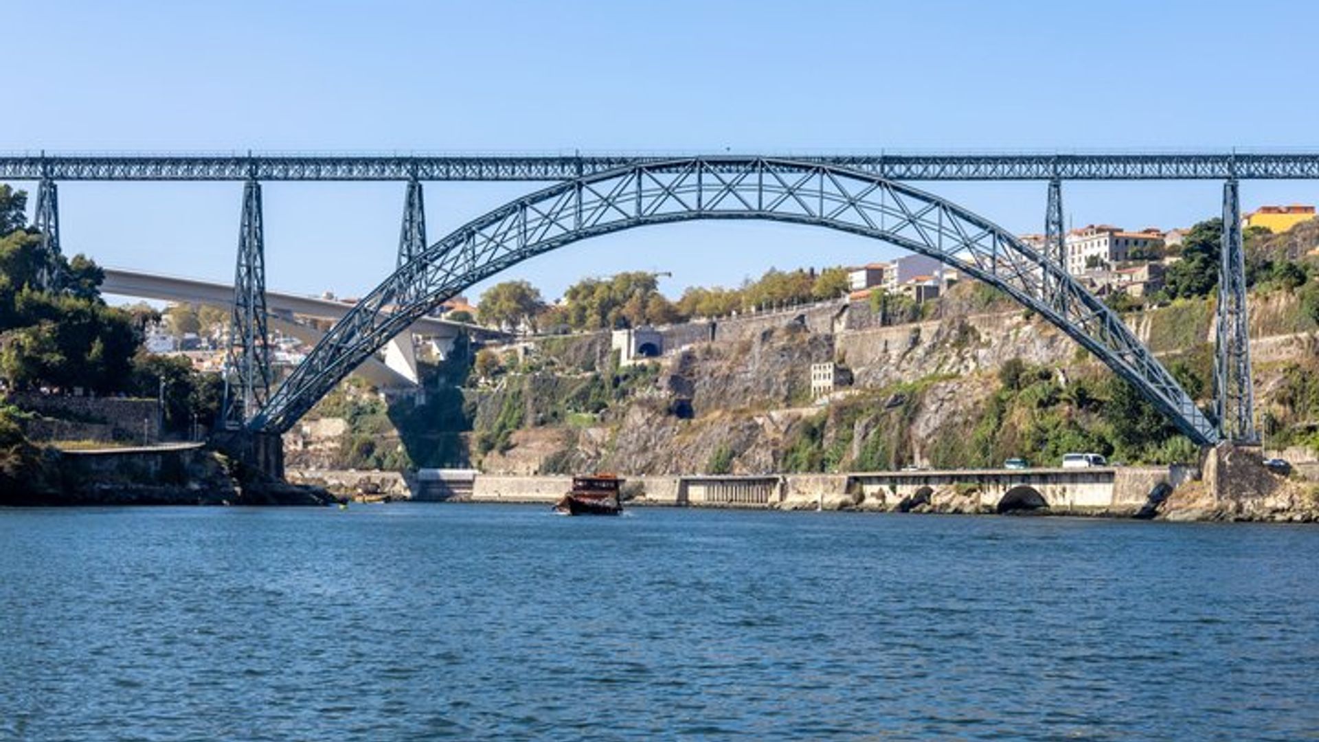 Porto: Tuk-Tuk City Tour and Douro River Cruise