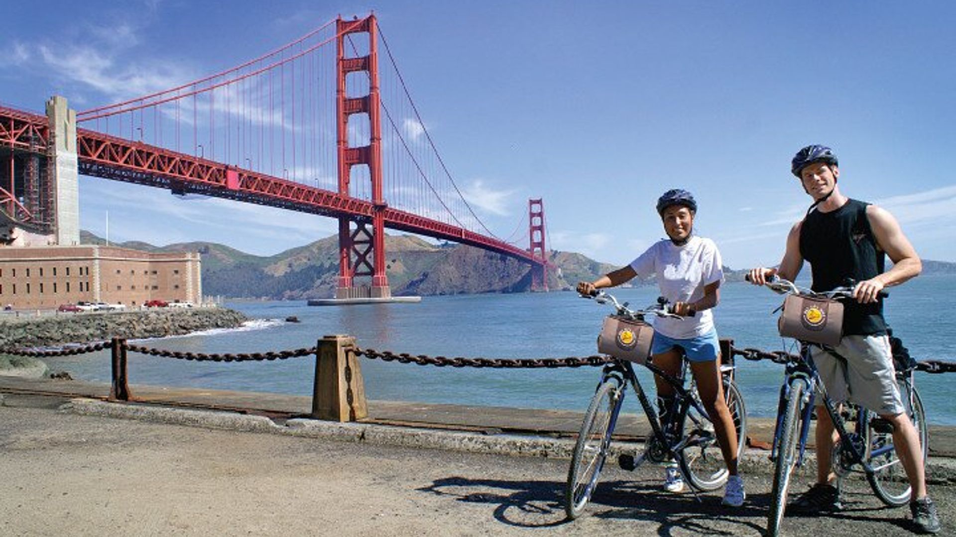 Bus and Bike Adventure: 1 Day Hop On Hop Off + 1 Day Bike Rental image 3
