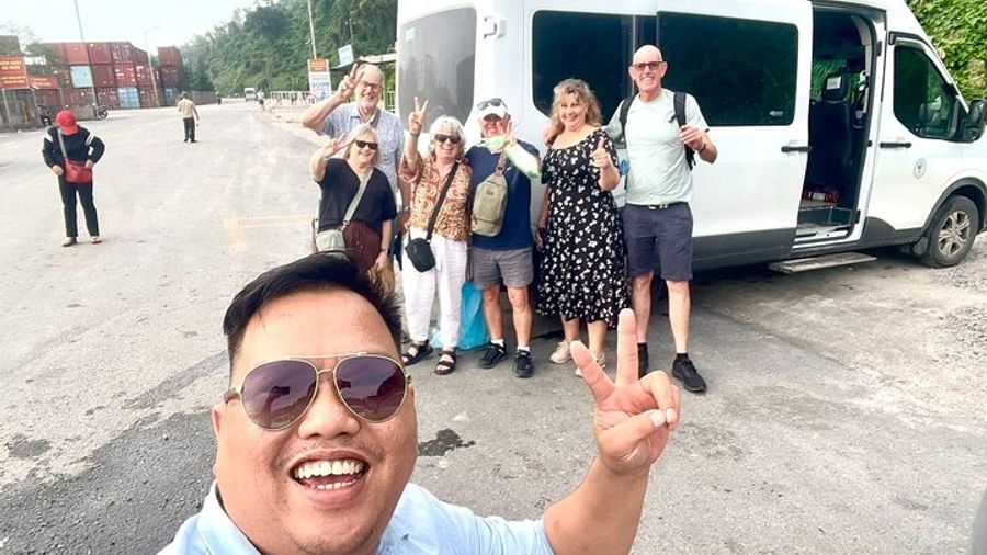 Hue to/from Hoi An with Sightseeing via Hai Van Pass