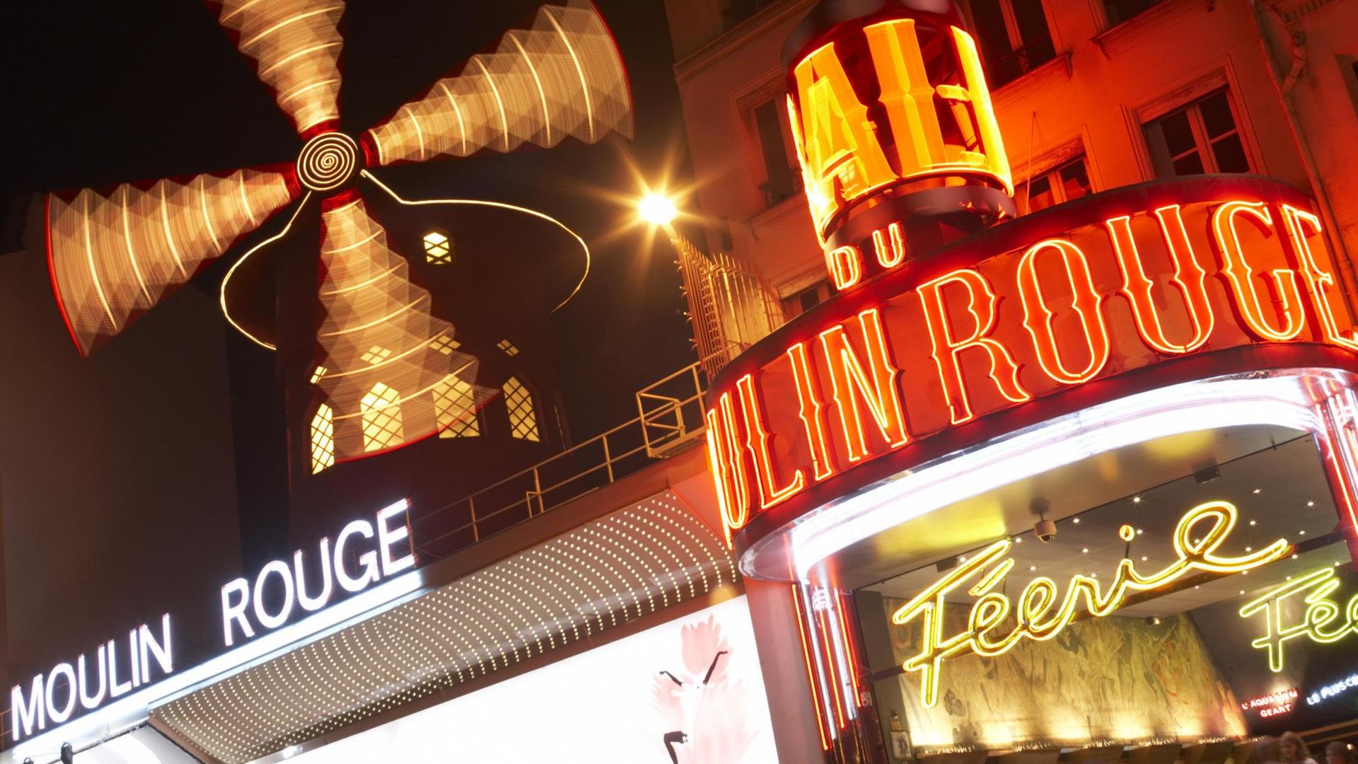 Paris: Dinner at the Eiffel Tower, Cruise, Moulin Rouge