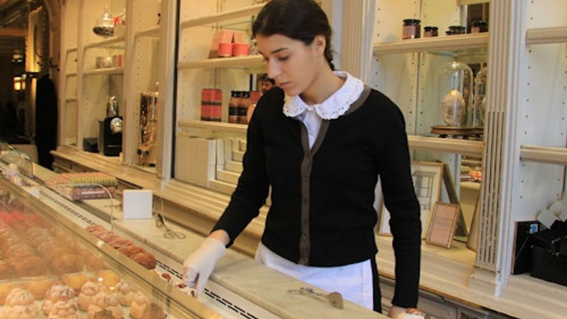 Paris: The Marais Pastry & Chocolate Guided Tasting Tour