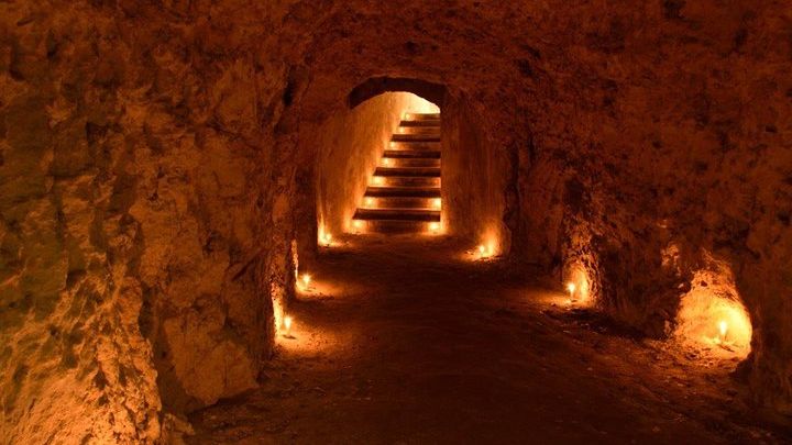 Cagliari Underground Tour: Caves and Crypts