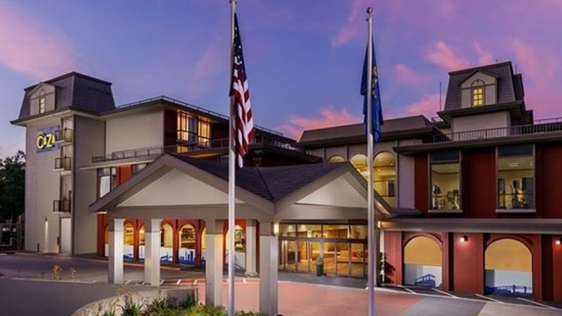 Hotel Caza Saver Shuttles image 1