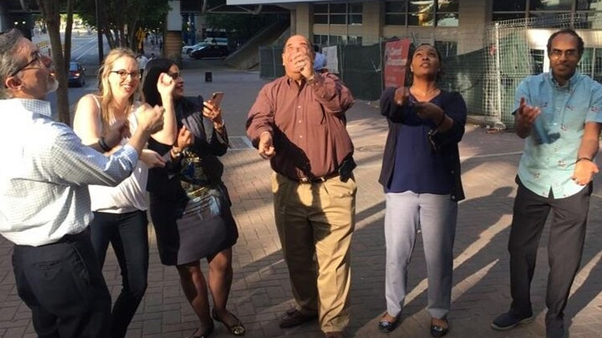 Adventurous Scavenger Hunt in Newark by Zombie Scavengers