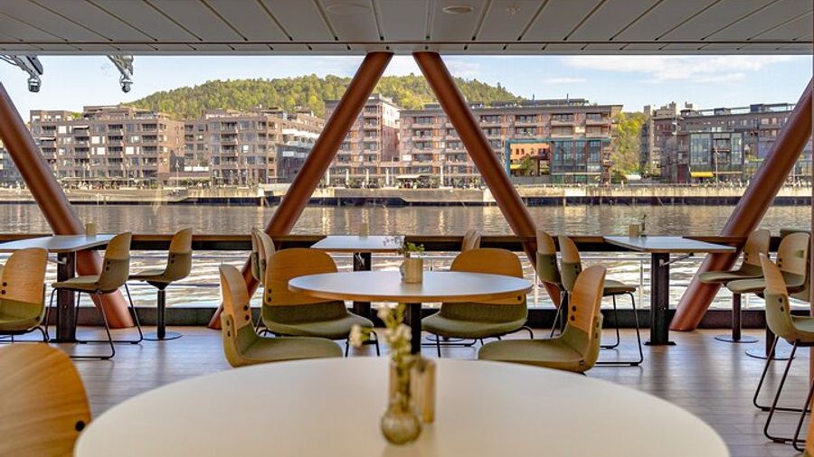 Oslo: Fjord Sightseeing Cruise on a Silent Boat